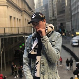 Meet your Posher, Oakley